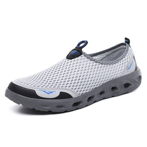 2020 Men Aqua Shoes Outdoor Breathable Beach Shoes Lightweight