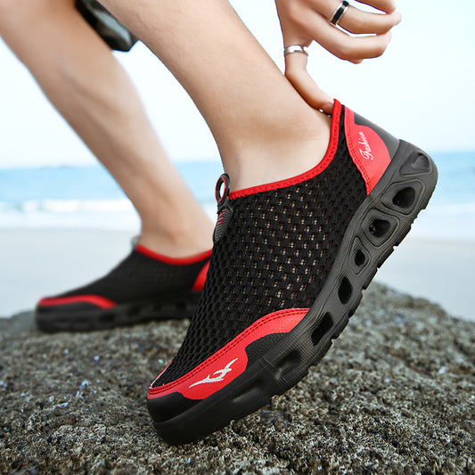 2020 Men Aqua Shoes Outdoor Breathable Beach Shoes Lightweight