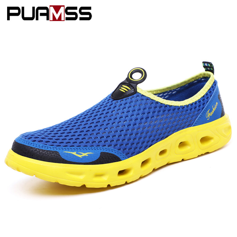 2020 Men Aqua Shoes Outdoor Breathable Beach Shoes Lightweight