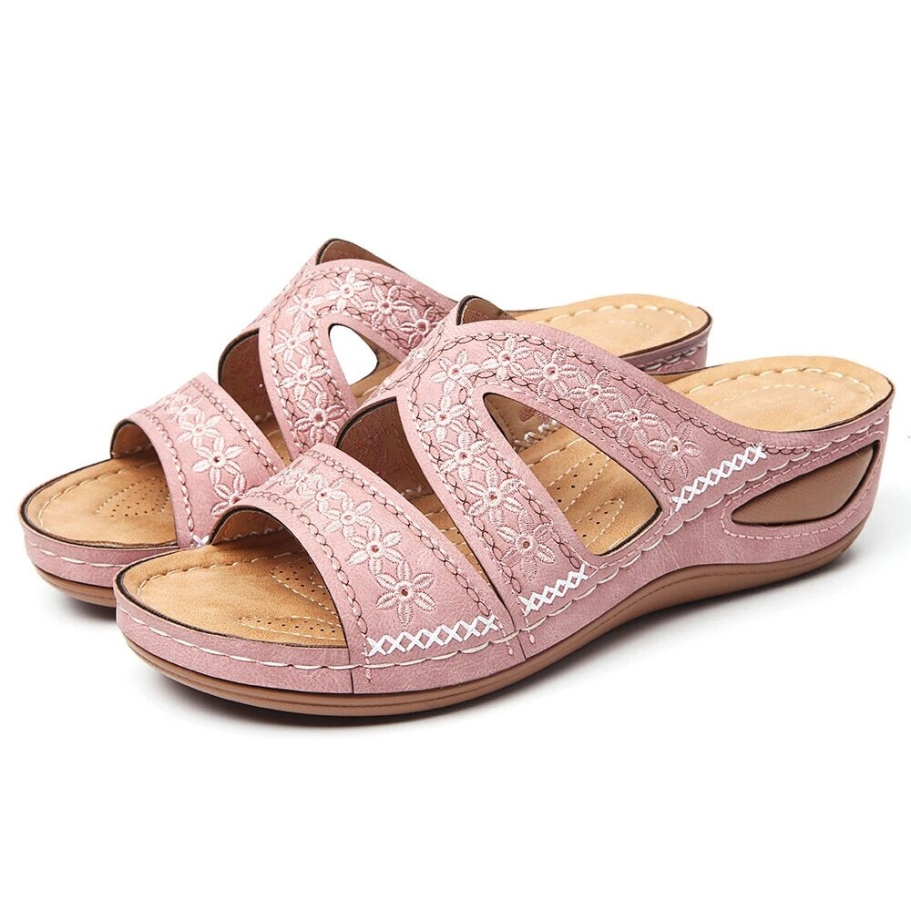 2023 In Stock Summer Leisure Sandals Women Embroidery Design Comfy